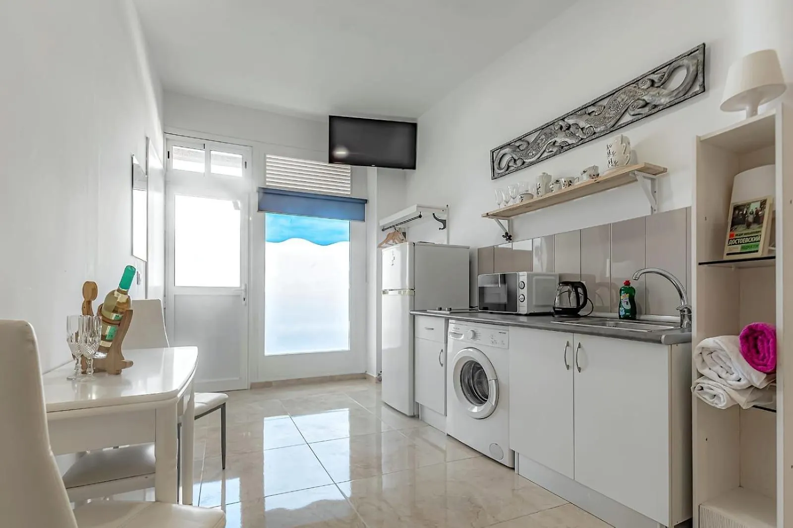 Apartment On Pinta Beach Costa Adeje  Ισπανία